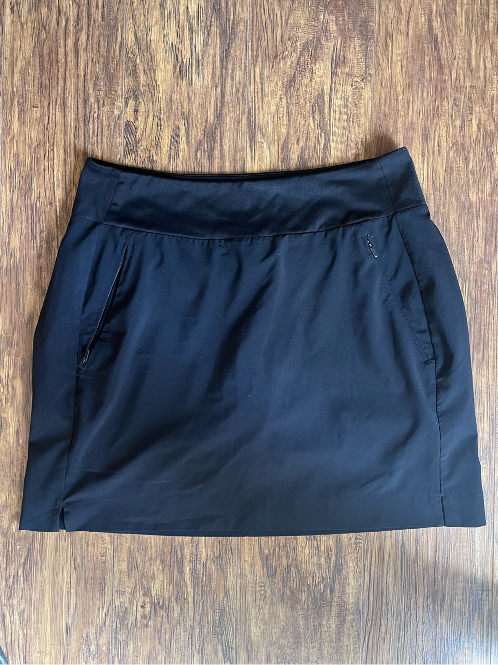 Athleta Black Active Soho Skirt with shorts Skort